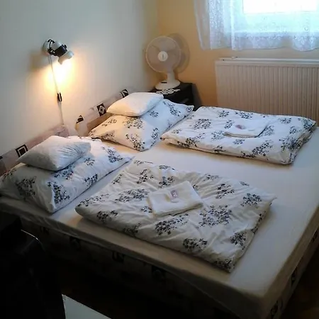 Park Apartment
